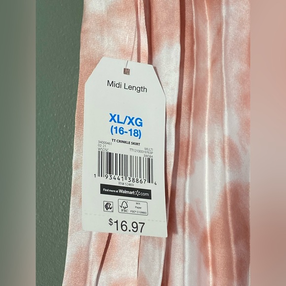 Brand New w/Tags!!  Time and True Satin-feel Pleated Pink and White Skirt XL - Picture 3 of 6